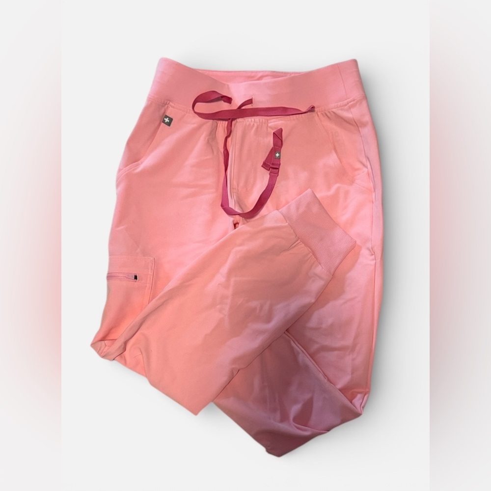 Fight Club Pink Zamora - Petite Jogger Scrub Pant™